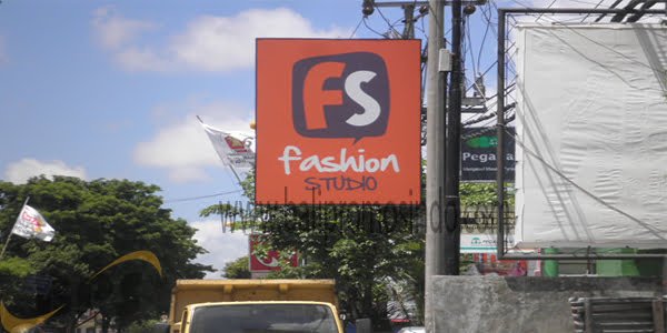 Neonbox FS studio bali