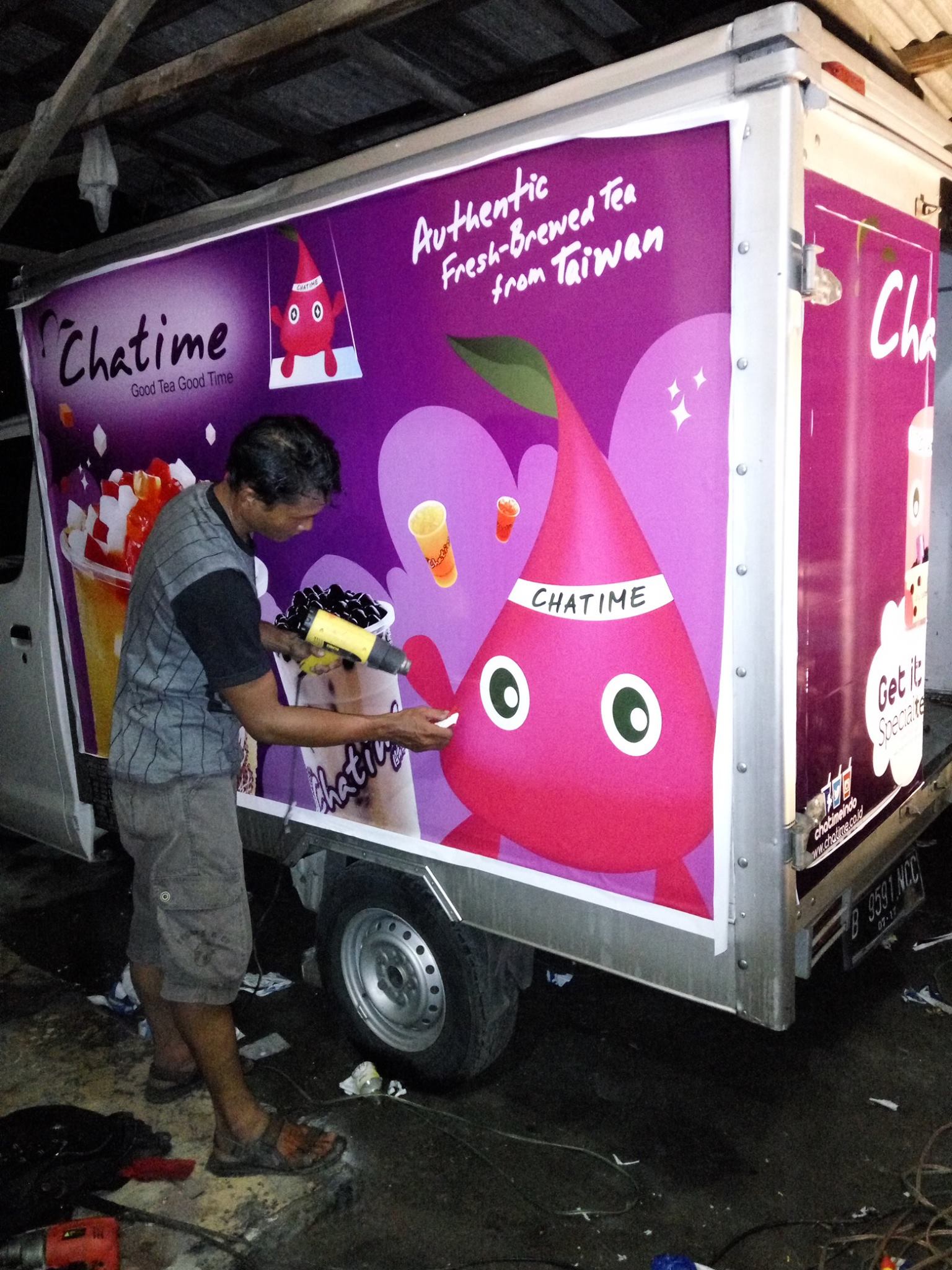 branding mobil chatime bali Branding mobil box bali